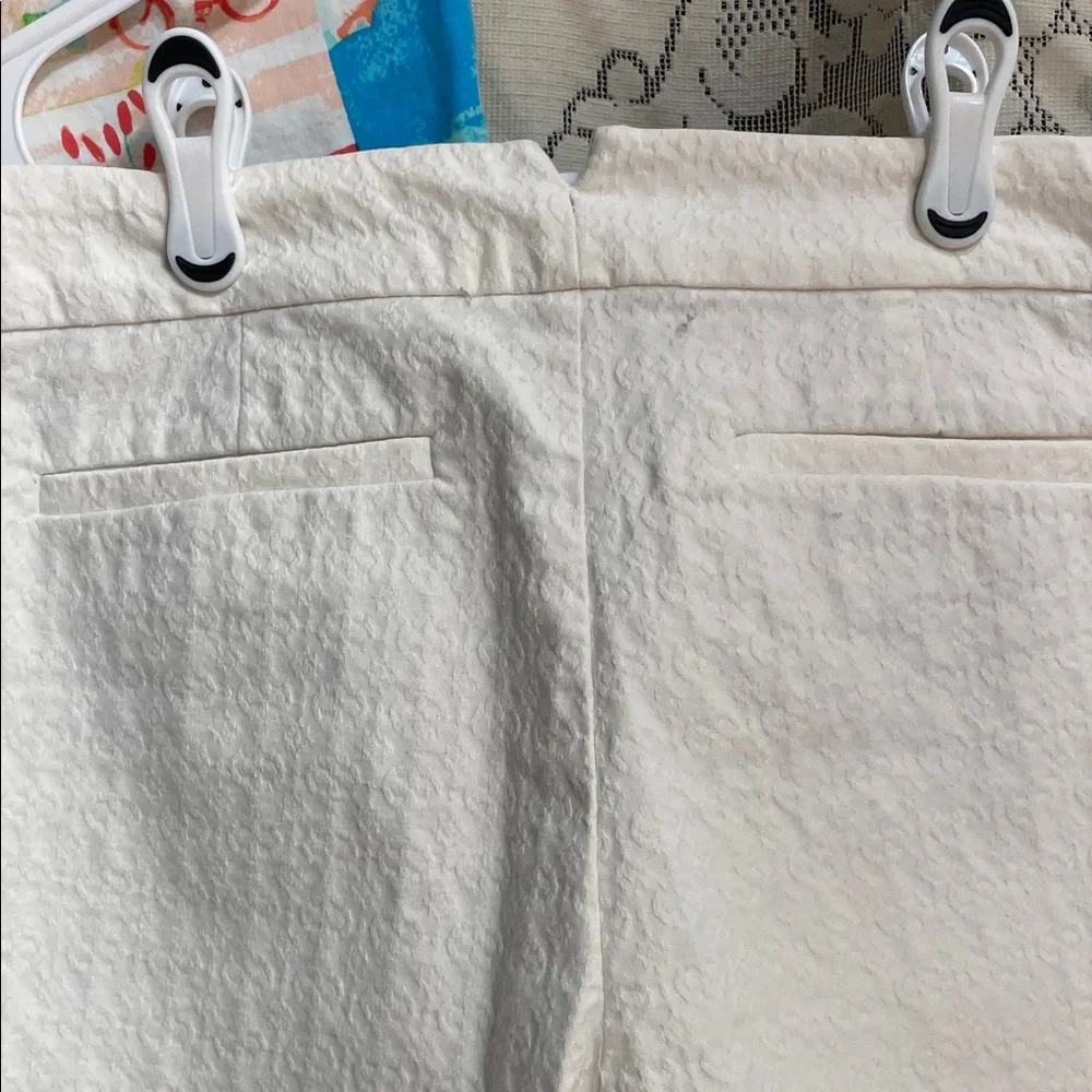 Set of Two Sailboat and Cream Shorts Crown&Ivy/Cynthia Rowley - Picture 10 of 10